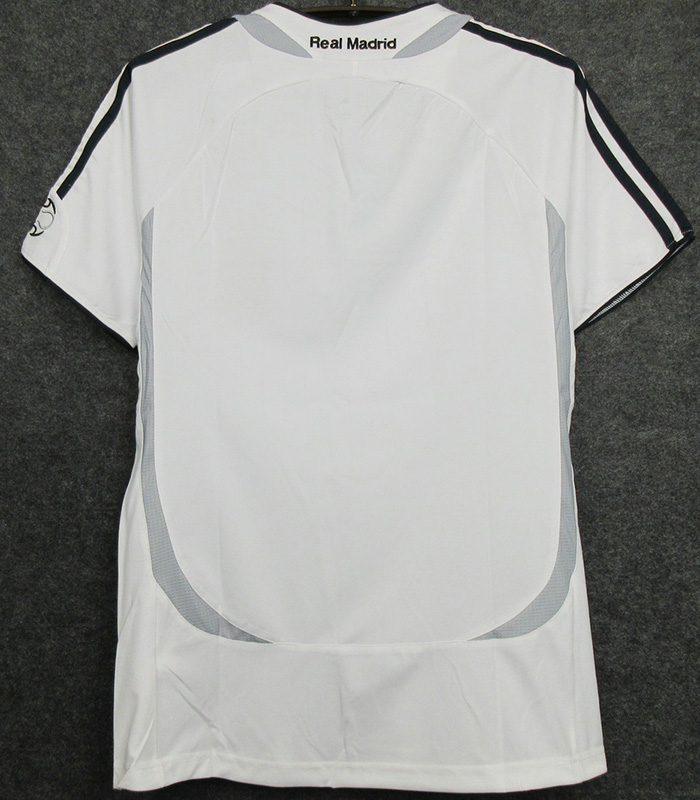 2006-2007 RMA Home Retro Soccer Jersey