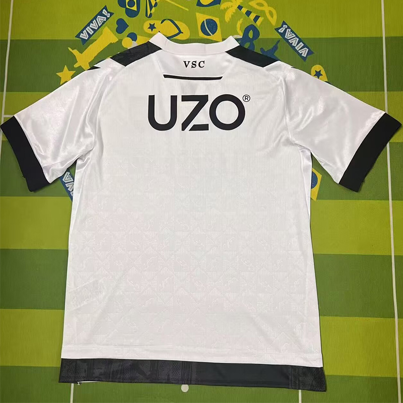 25-26 Vitoria Guimaraes Home Fans Soccer Jersey