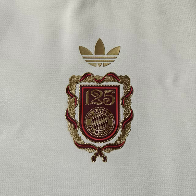 25-26 Bayern 125th Anniversary White Hoody 白色(加绒)