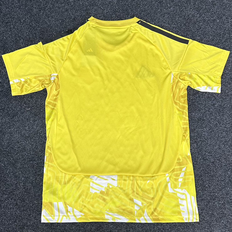 26-27 Colo-Colo Yellow Goalkeeper Soccer Jersey