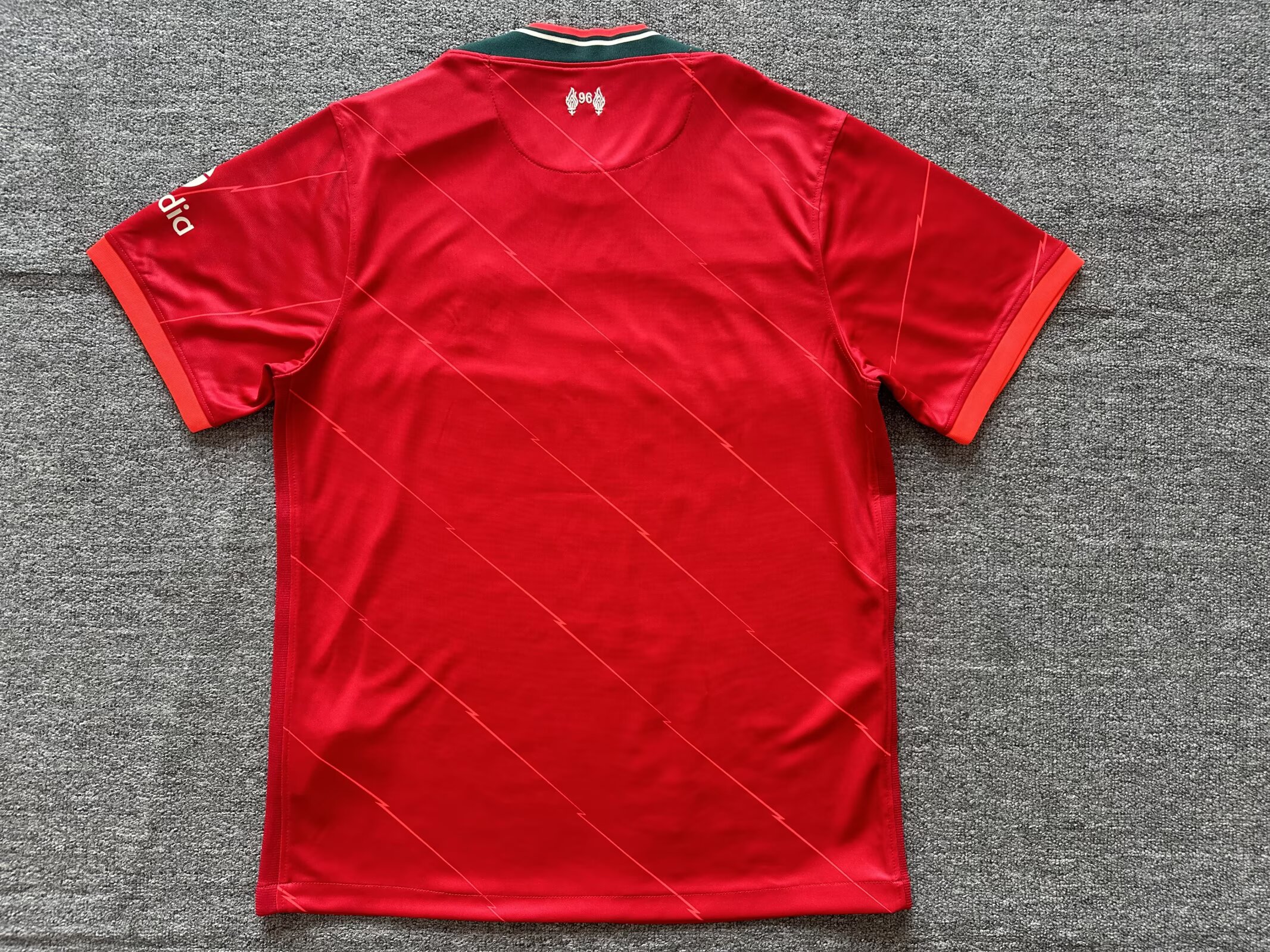 2021-2022 LIV Home Retro Soccer Jersey