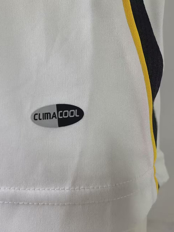 2006 Japan Away Retro Soccer Jersey