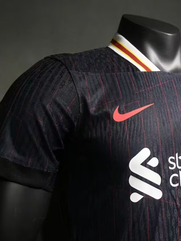 24-25 LIV  Black Joint Edition Player Version Soccer Jersey