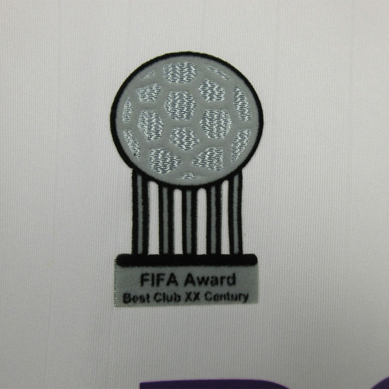 2006-2007 RMA Home Retro Soccer Jersey