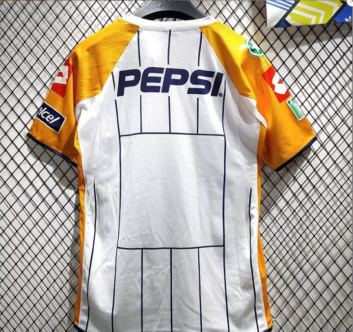 2003-2004 Pumas UNAM Home Retro Soccer Jersey