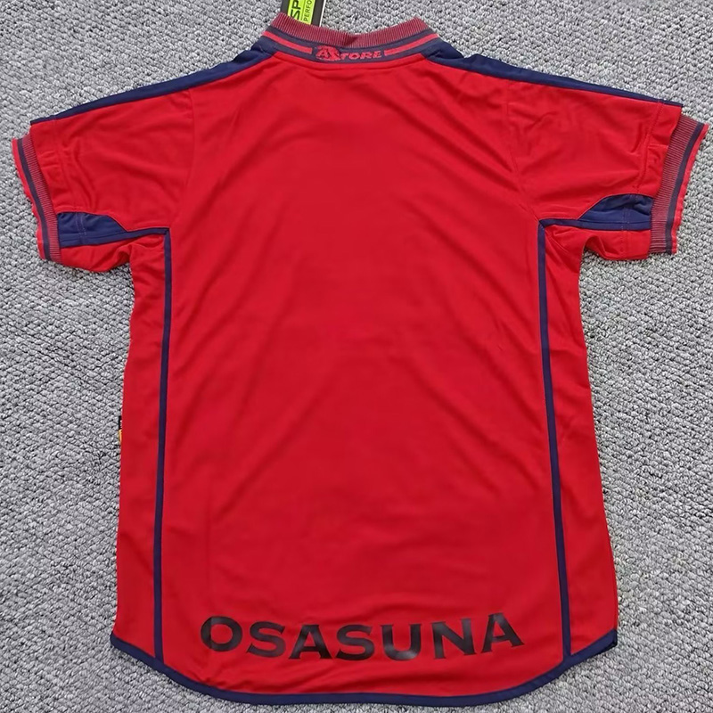 2000-2002 Osasuna Home Retro Soccer Jersey (带章)