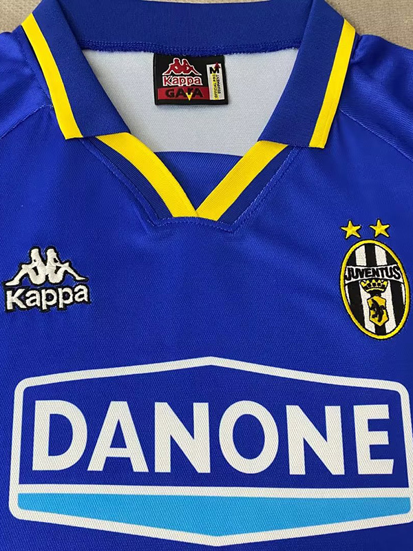 1994-1995 JUV Away Retro Soccer Jersey