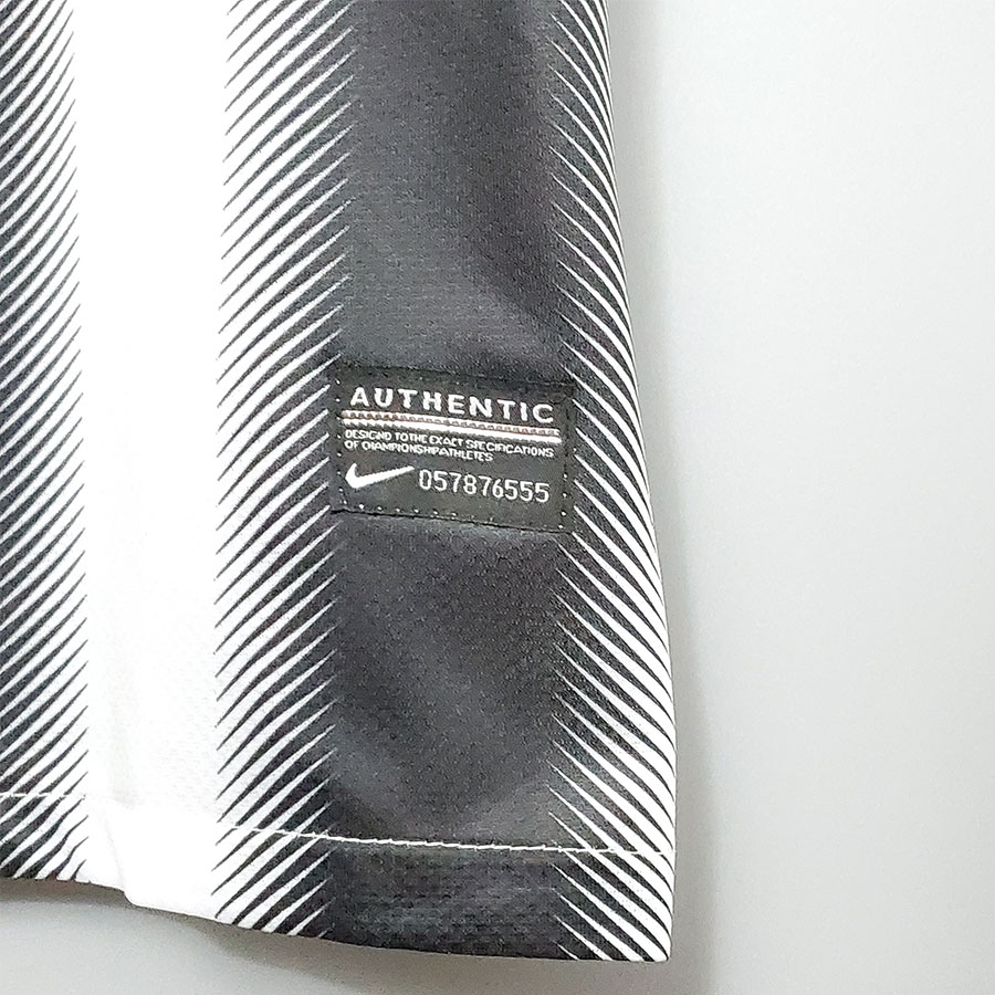 2011-2012 JUV Home Retro Soccer Jersey