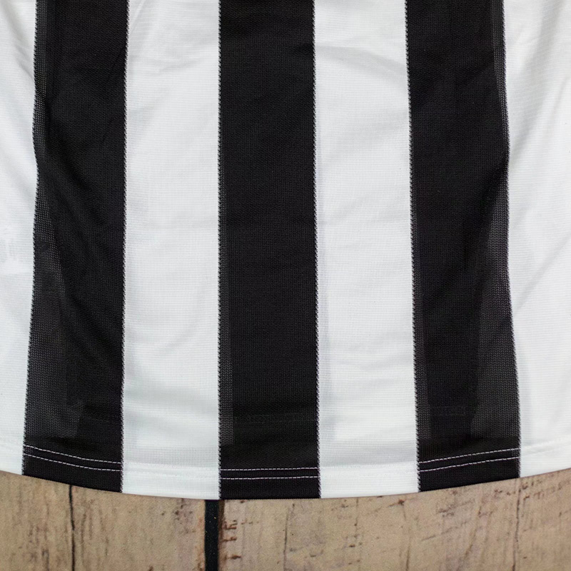 2005-2006 Newcastle Home Retro Soccer Jersey