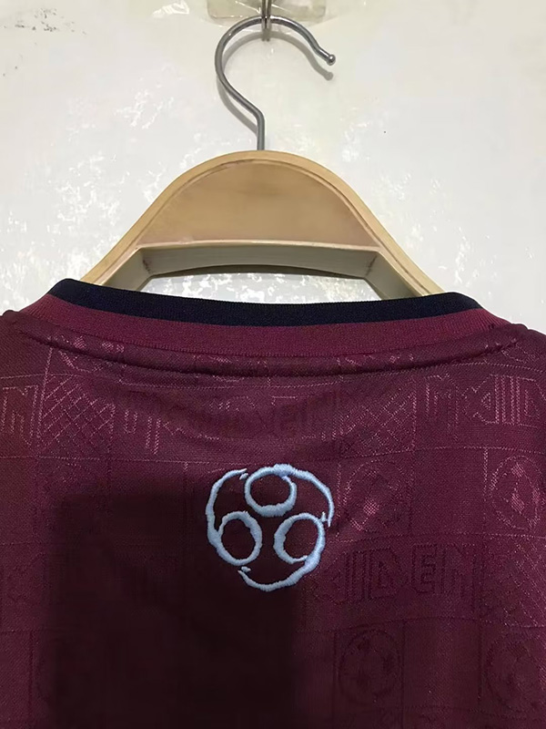 2011 West Ham #11 Iron Maiden Away Retro Soccer...