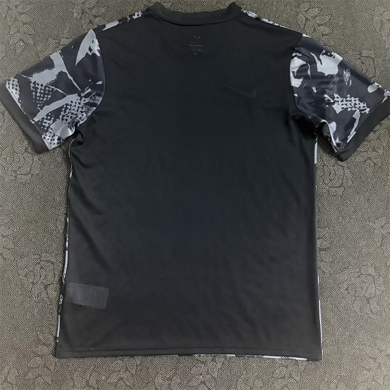 25-26 Sporting Lisbon Black Training shirts