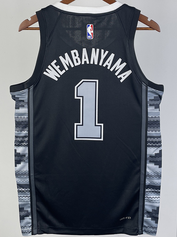22-23 SA Spurs WEMBANYAMA #1 Black Top Quality ...