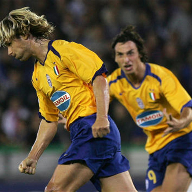 2005-2006 JUV Third Retro Soccer Jersey