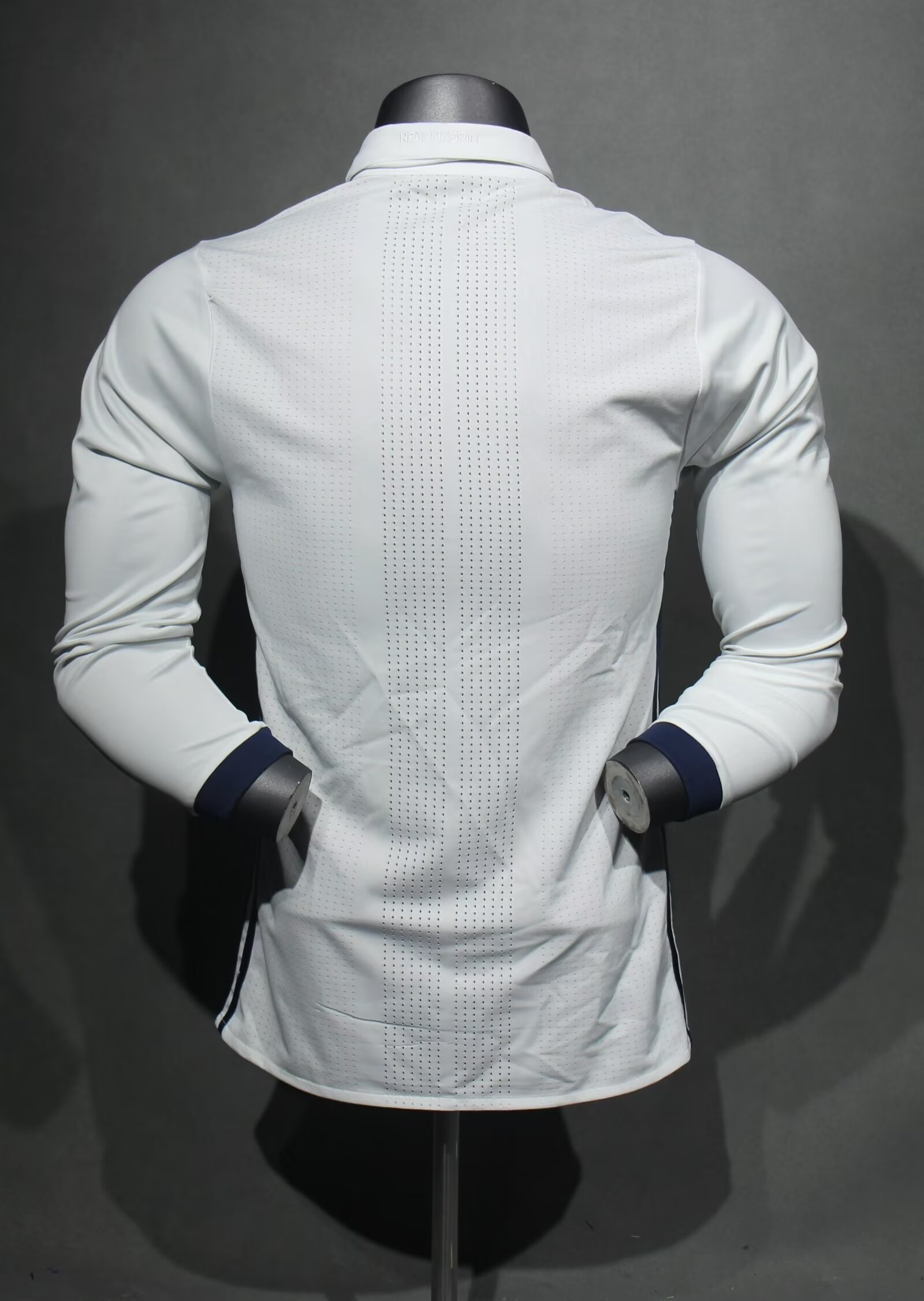 2016-2017 RMA Home Player Version 长袖球员 Long Sleeve Retro Soccer Jersey