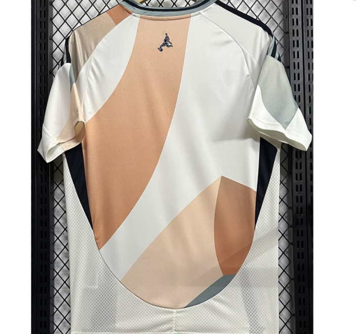 25-26 Spain W Away Fans Soccer Jersey