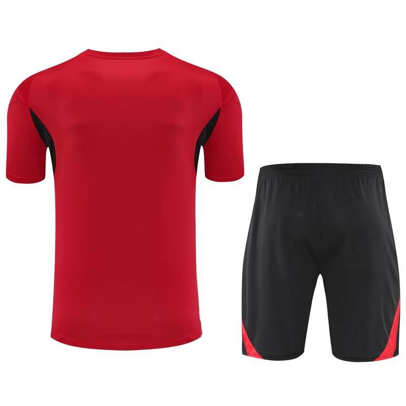 25-26 Man Utd Red Training Short Suit