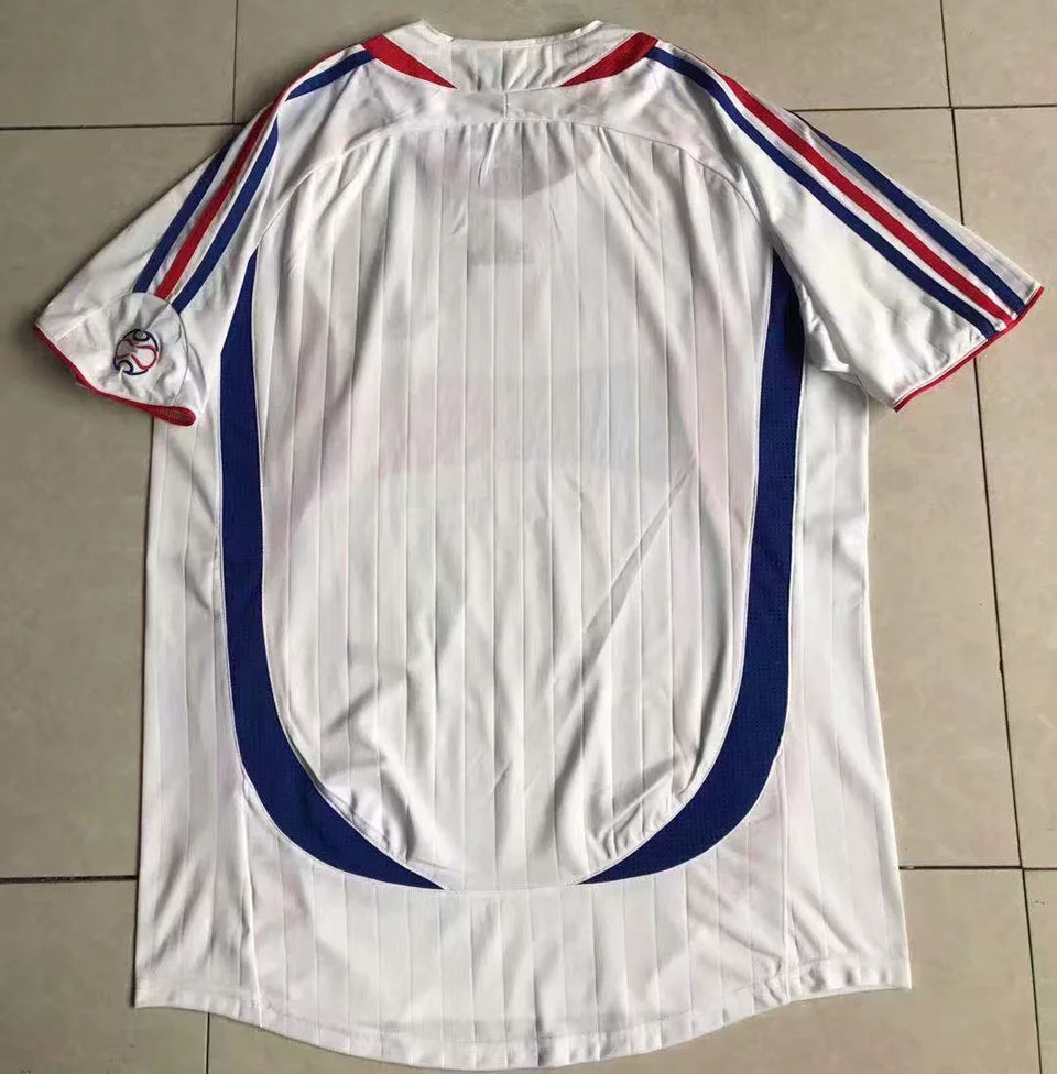 2006France Away White Retro Soccer Jersey(带胸前小字)