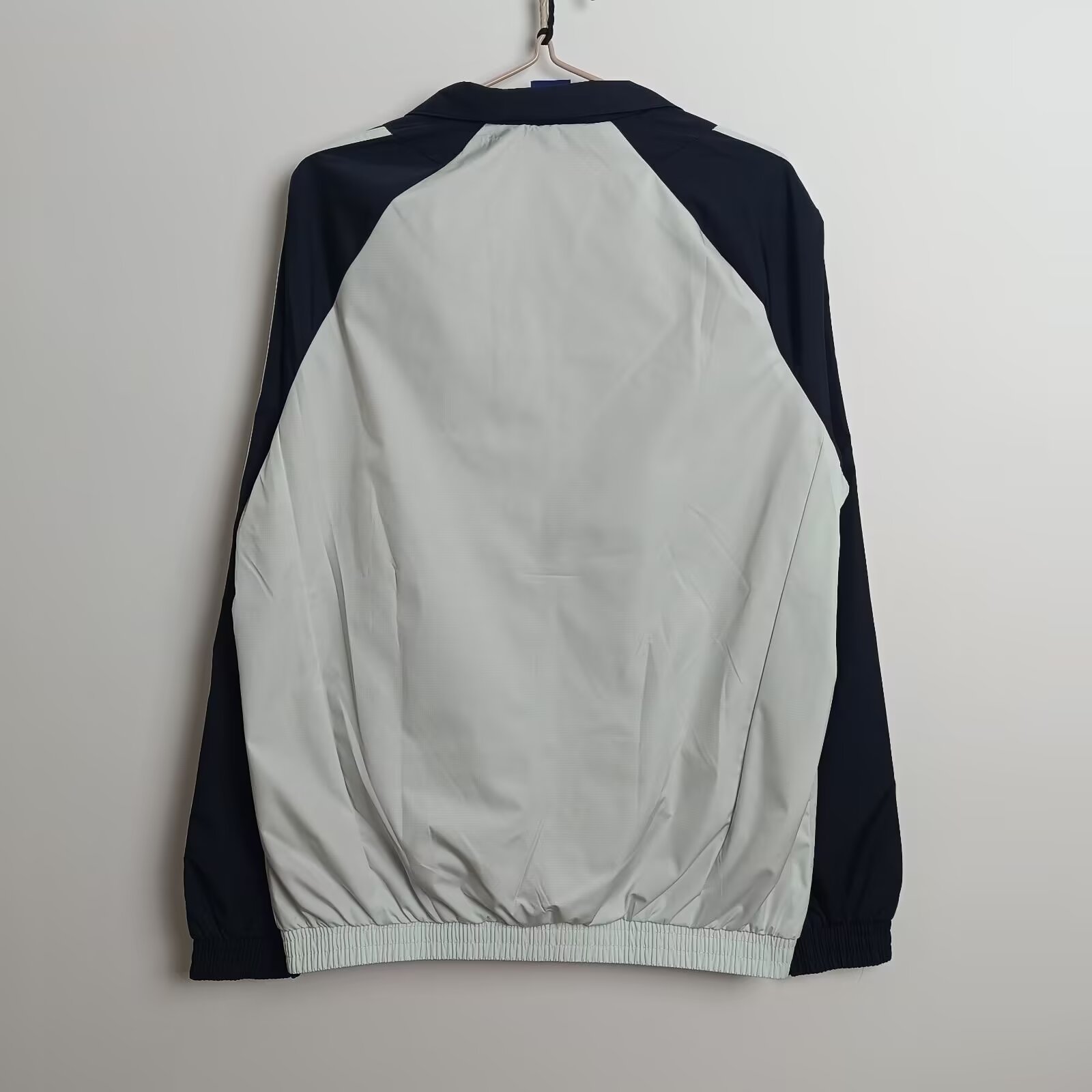 24-25 RMA Black White Windbreaker