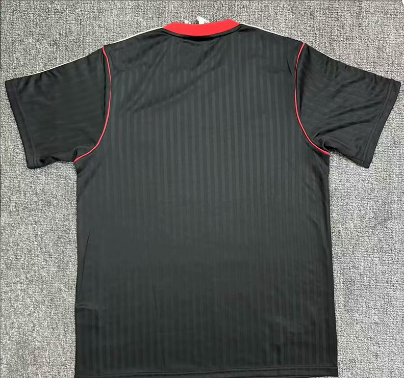 25-26 Man Utd Black Retro Edition Training shirts